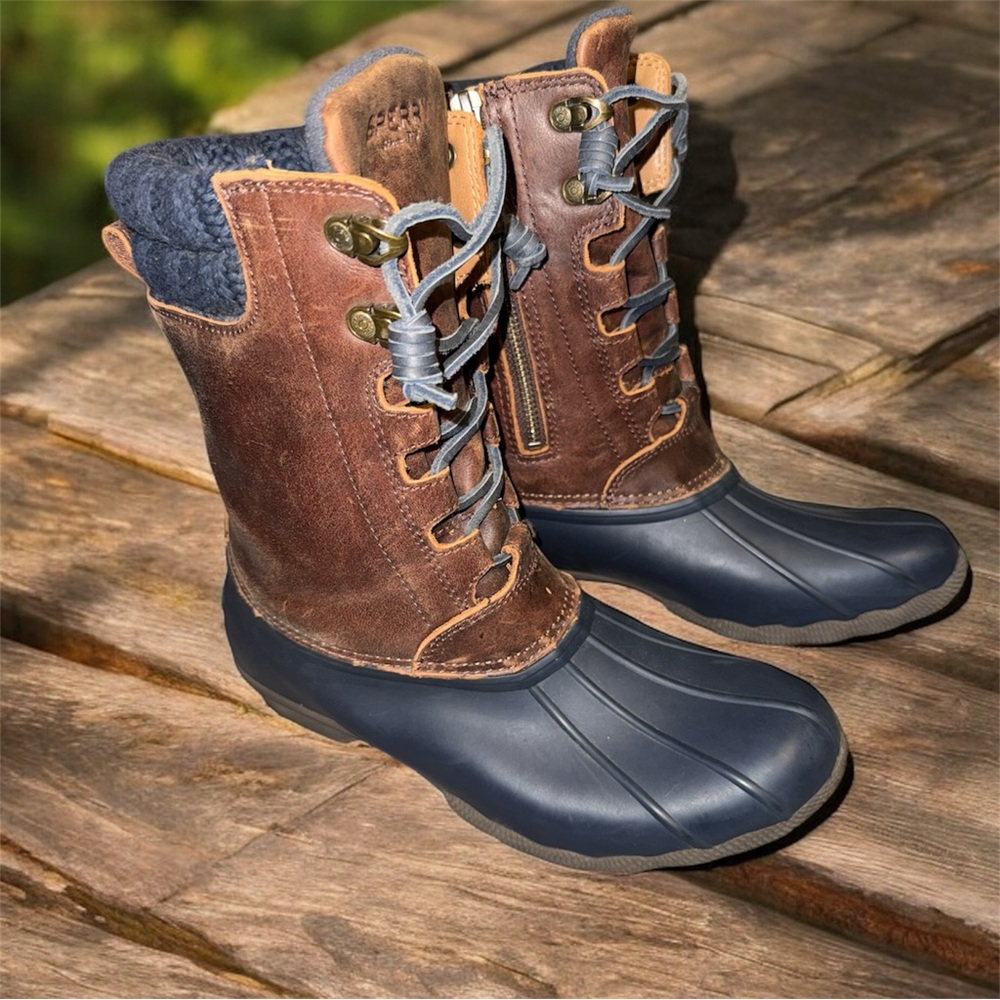 Sperry Dark Brown leather and Navy Winter Duck Boots